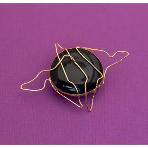 Vintage Gothic Geometric Black and Gold Tone Glass Metal Brooch - Q9